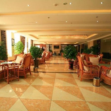 Konggang Holidy Hotel Shuangliu Chengdu Extérieur photo