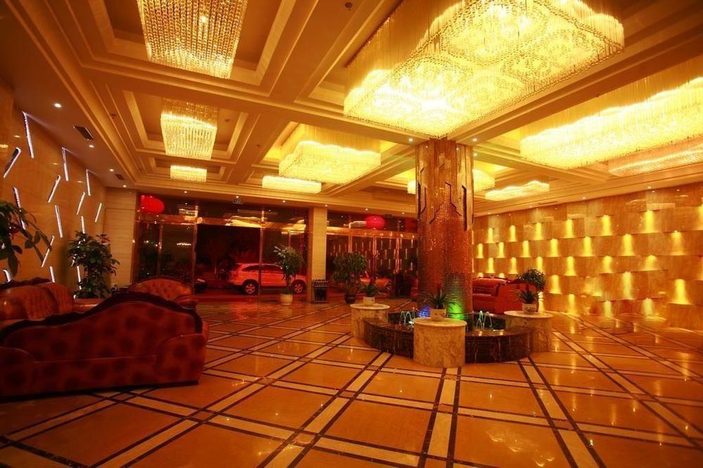 Konggang Holidy Hotel Shuangliu Chengdu Extérieur photo